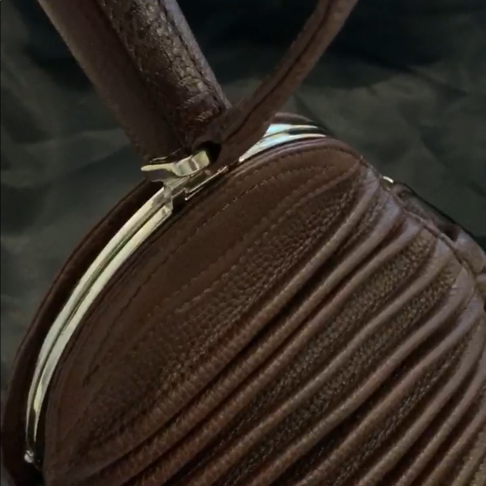 RARE Fendi spy bag - Picture 5 of 11